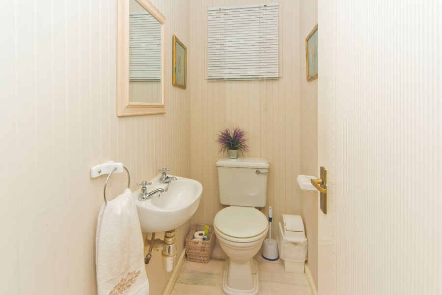 5 Bedroom Property for Sale in Knysna Heights Western Cape